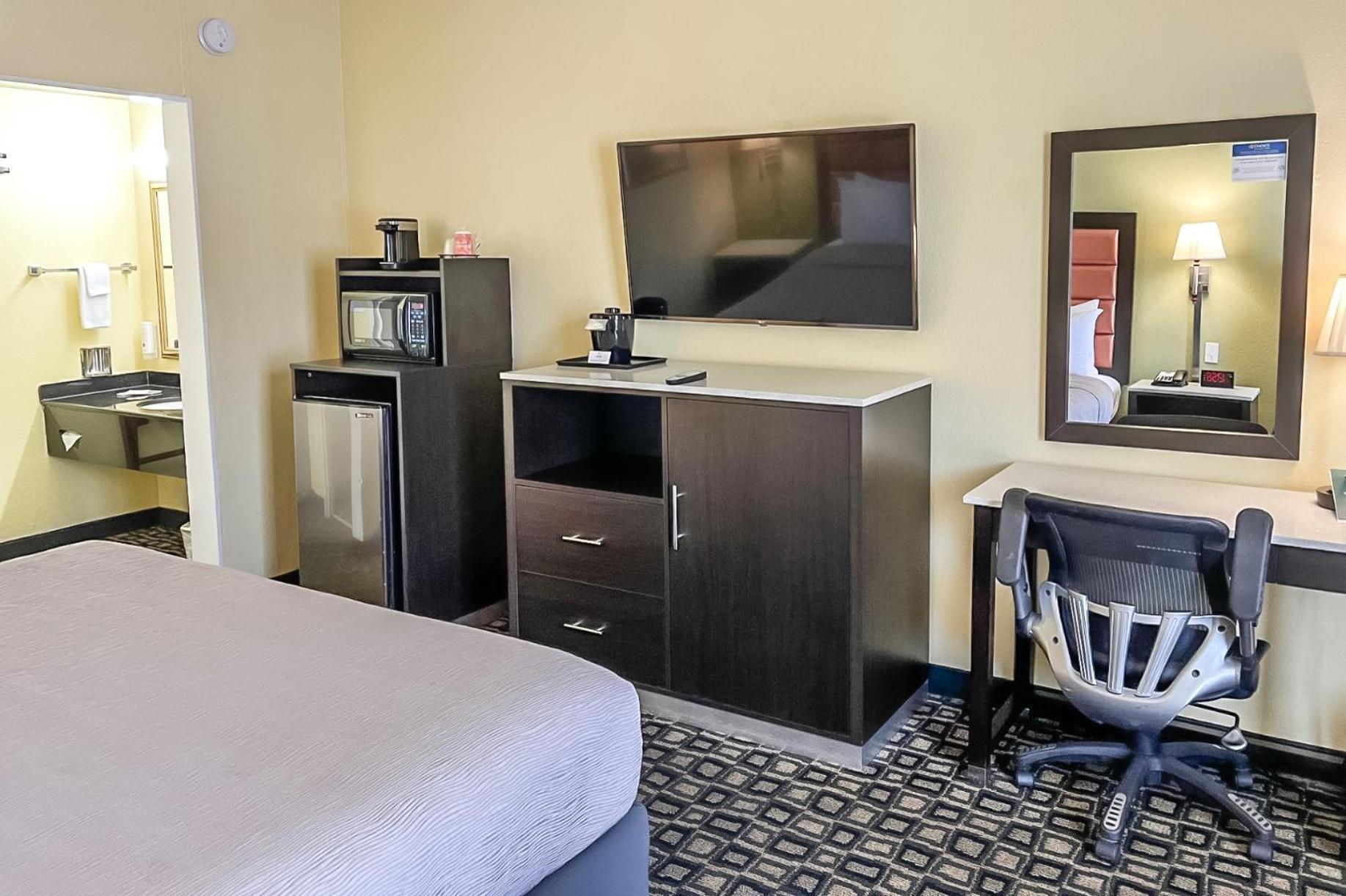 טאמפה Quality Inn Airport - Cruise Port מראה חיצוני תמונה